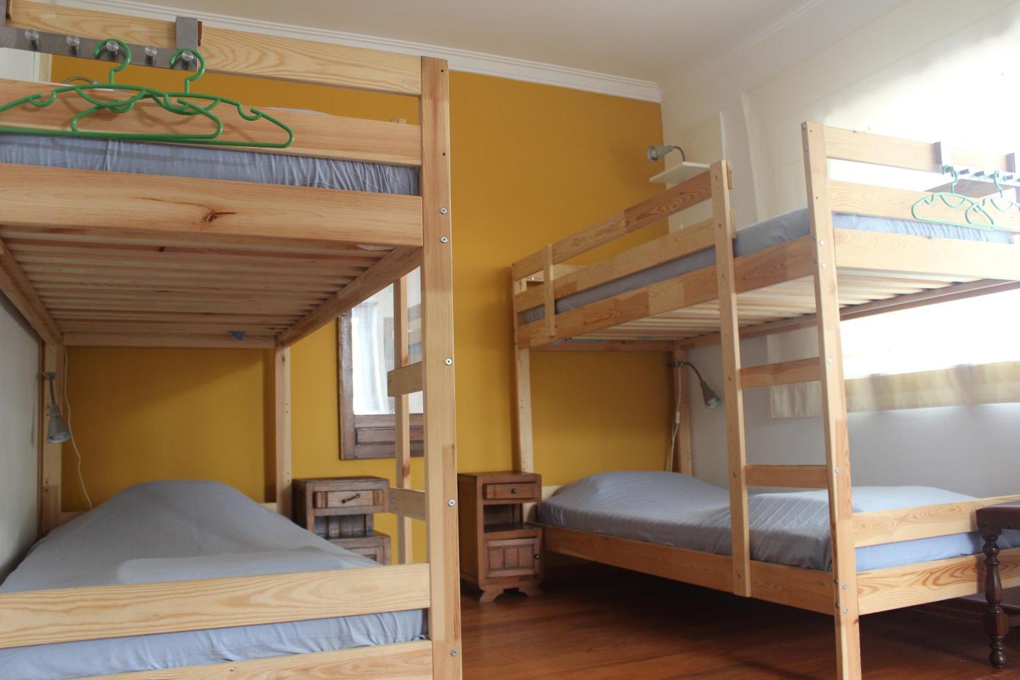 Ericeira Chill Hill Hostel & Private Rooms Номер фото