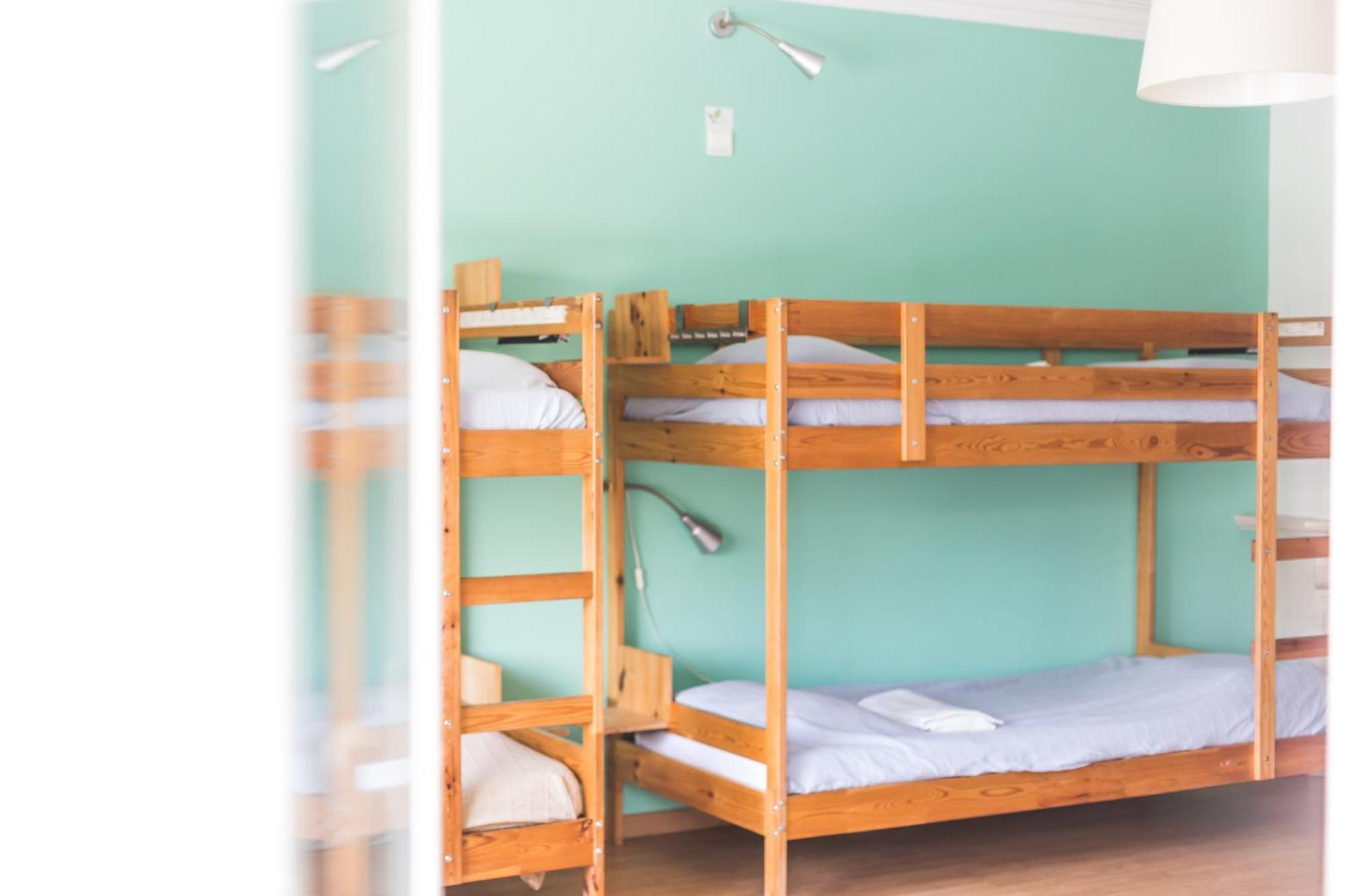Ericeira Chill Hill Hostel & Private Rooms Номер фото