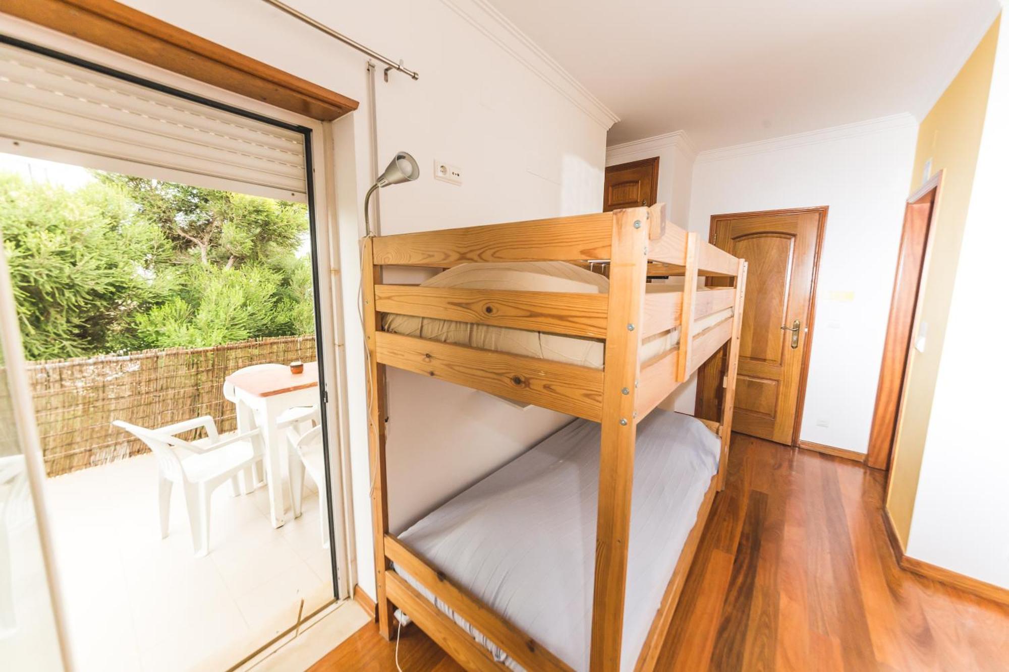 Ericeira Chill Hill Hostel & Private Rooms Экстерьер фото