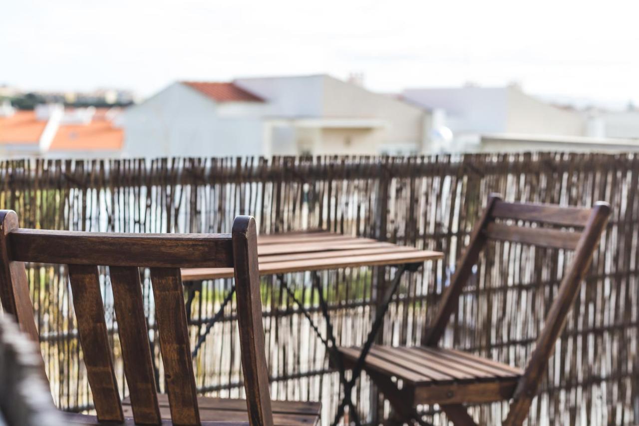 Ericeira Chill Hill Hostel & Private Rooms Экстерьер фото