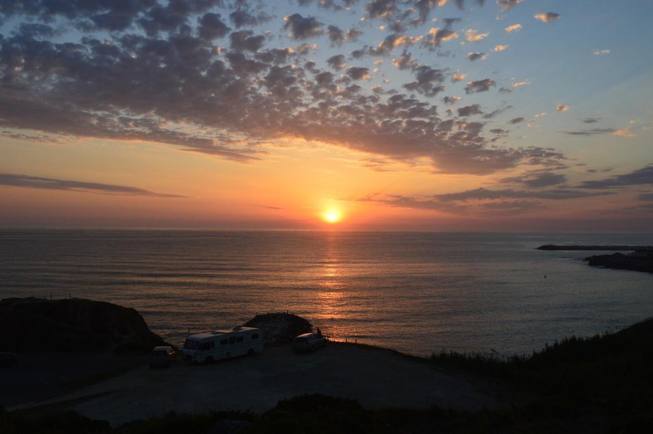 Ericeira Chill Hill Hostel & Private Rooms Экстерьер фото